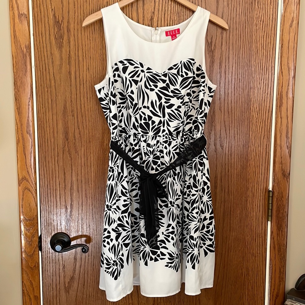 Elle black & white dress